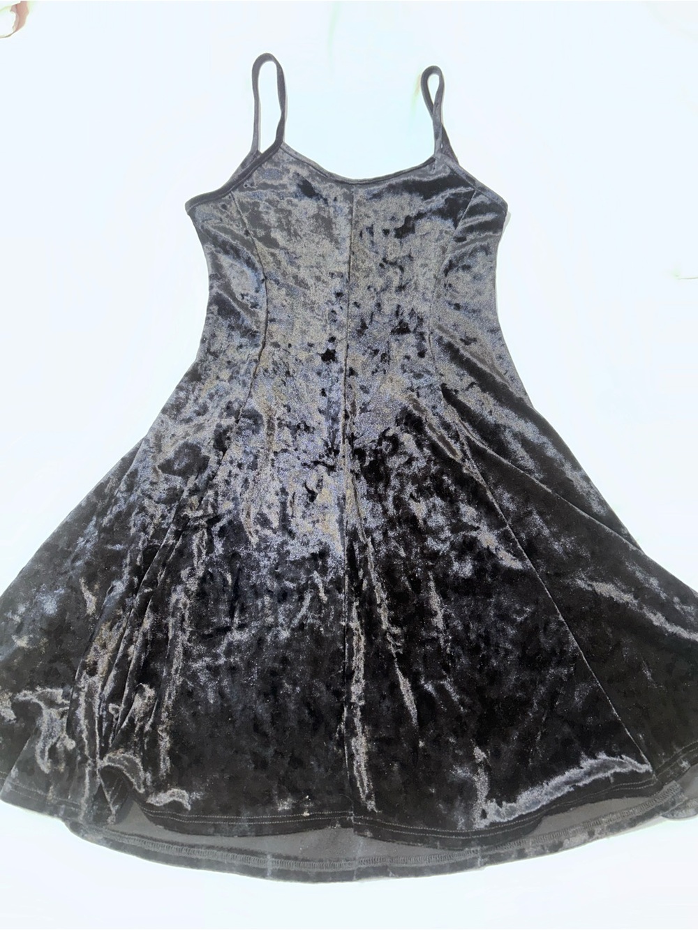 Women’s Black Velvet Spaghetti Strap Dress